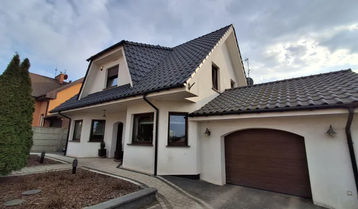 dom wolnostojący, 5 pokoi Rogierówko, ul. Jabłoniowa