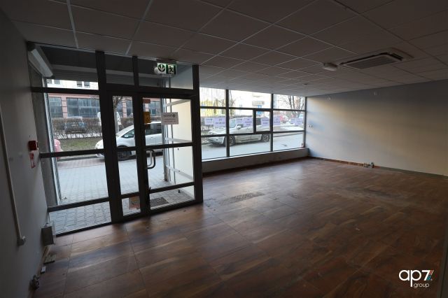 Lokal Kraków Podgórze Duchackie, ul. Kordiana. Zdjęcie 3