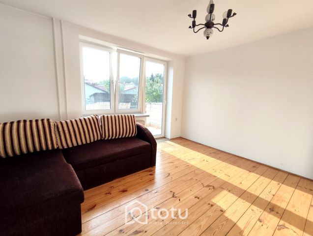 dom wolnostojący, 5 pokoi Jasienica, ul. Okopowa. Zdjęcie 1