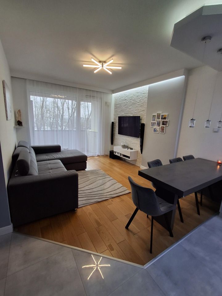 Mieszkanie 3-pokojowe Warszawa Ursus, ul. Tadeusza Hennela. Zdjęcie 2