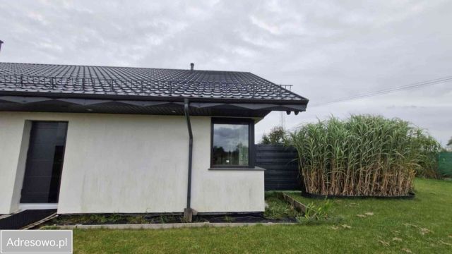 dom wolnostojący, 4 pokoje Połczyno, ul. Akacjowa. Zdjęcie 1