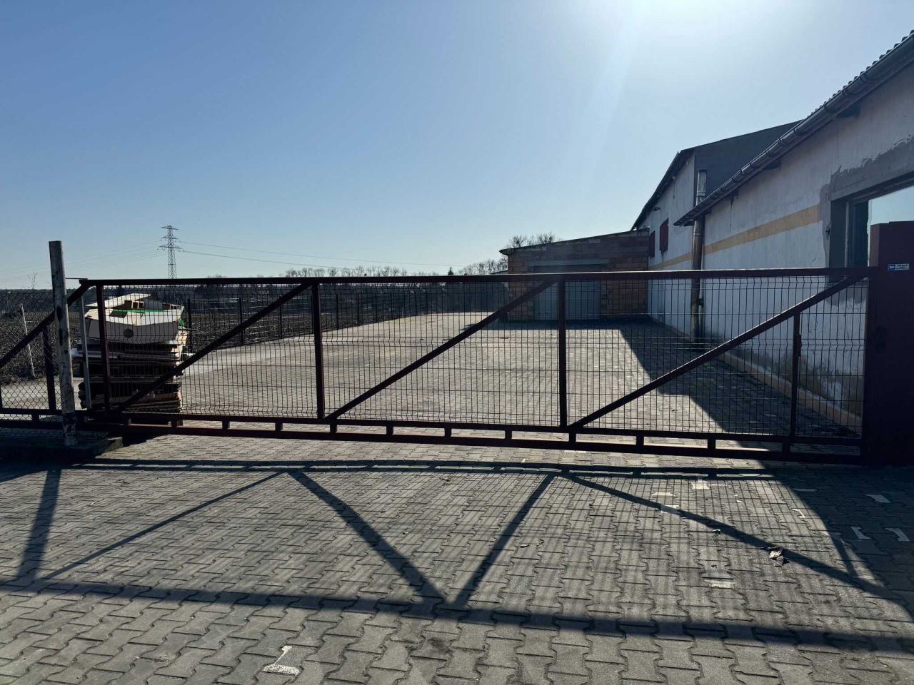 Hala/magazyn Luboń. Zdjęcie 6