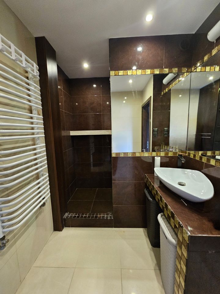 Mieszkanie 4-pokojowe Kielce Centrum, ul. Targowa. Zdjęcie 5