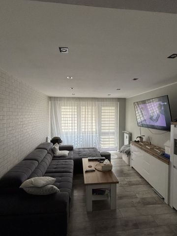 Mieszkanie 2-pokojowe Tarnów, ul. Burtnicza. Zdjęcie 1