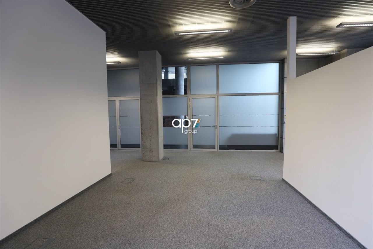 Biuro Kraków Grzegórzki, ul. Fabryczna. Zdjęcie 9