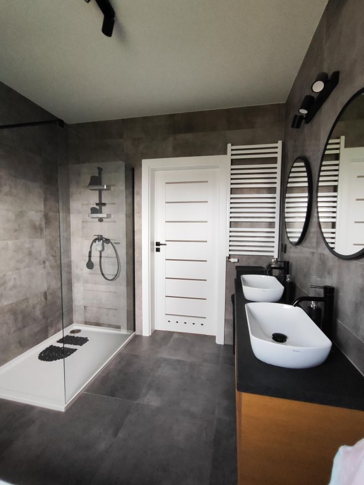 bliźniak, 5 pokoi Czapury, Poranek. Zdjęcie 25