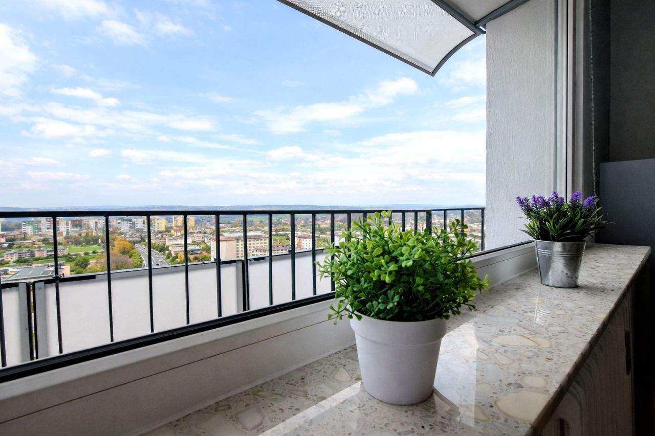 Mieszkanie 3-pokojowe Głogów Kopernik. Zdjęcie 2