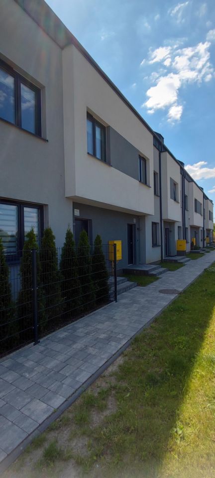 dom szeregowy, 6 pokoi Warszawa Białołęka, ul. Juranda ze Spychowa. Zdjęcie 1