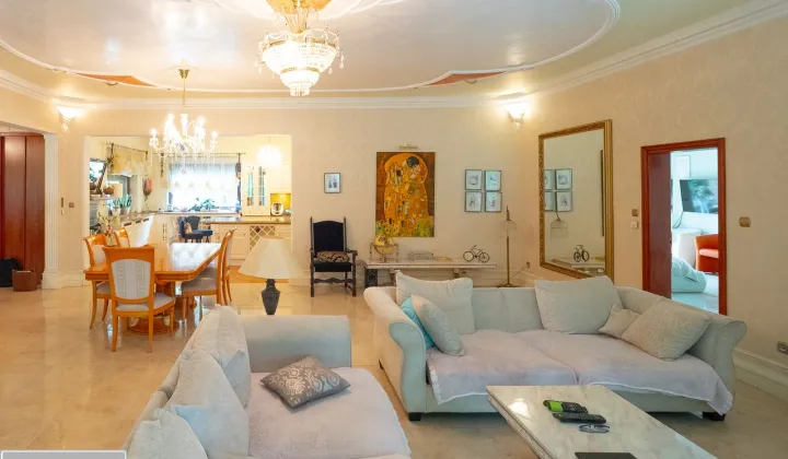 dom wolnostojący, 6 pokoi Wysoka, ul. Sezamkowa