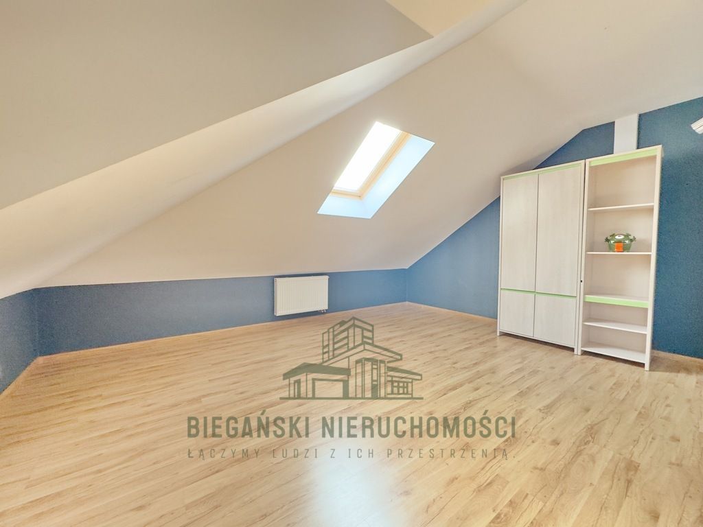 dom wolnostojący, 5 pokoi Łuszczów Drugi. Zdjęcie 10