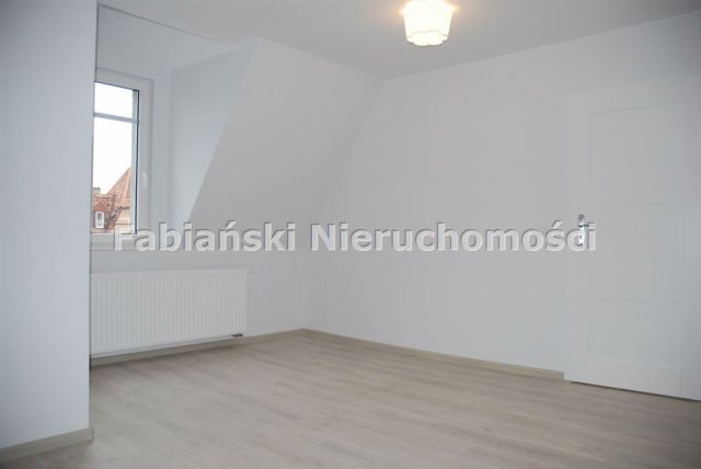 Mieszkanie 2-pokojowe Poznań Łazarz, ul. Antoniego Małeckiego. Zdjęcie 3