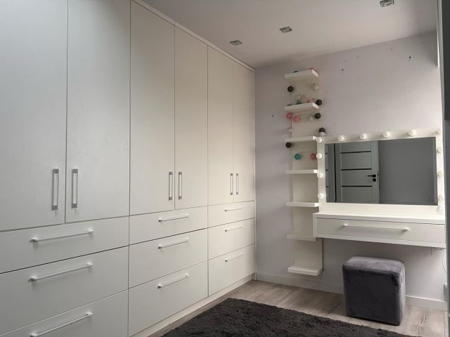 Mieszkanie 4-pokojowe Grodzisk Mazowiecki, ul. L. Teligi. Zdjęcie 4