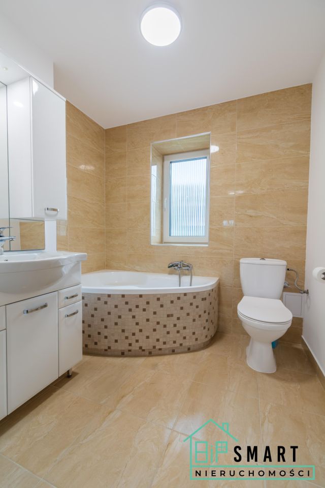 dom wolnostojący, 6 pokoi Zarzecze, ul. Tysiąclecia. Zdjęcie 15