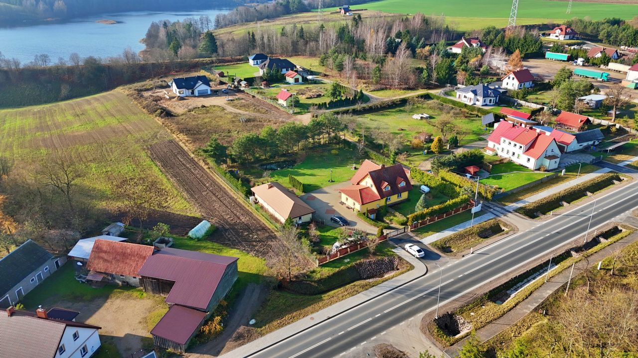 dom wolnostojący, 4 pokoje Sedranki. Zdjęcie 23