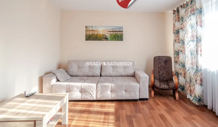 dom wolnostojący, 7 pokoi Rząska, ul. Akacjowa