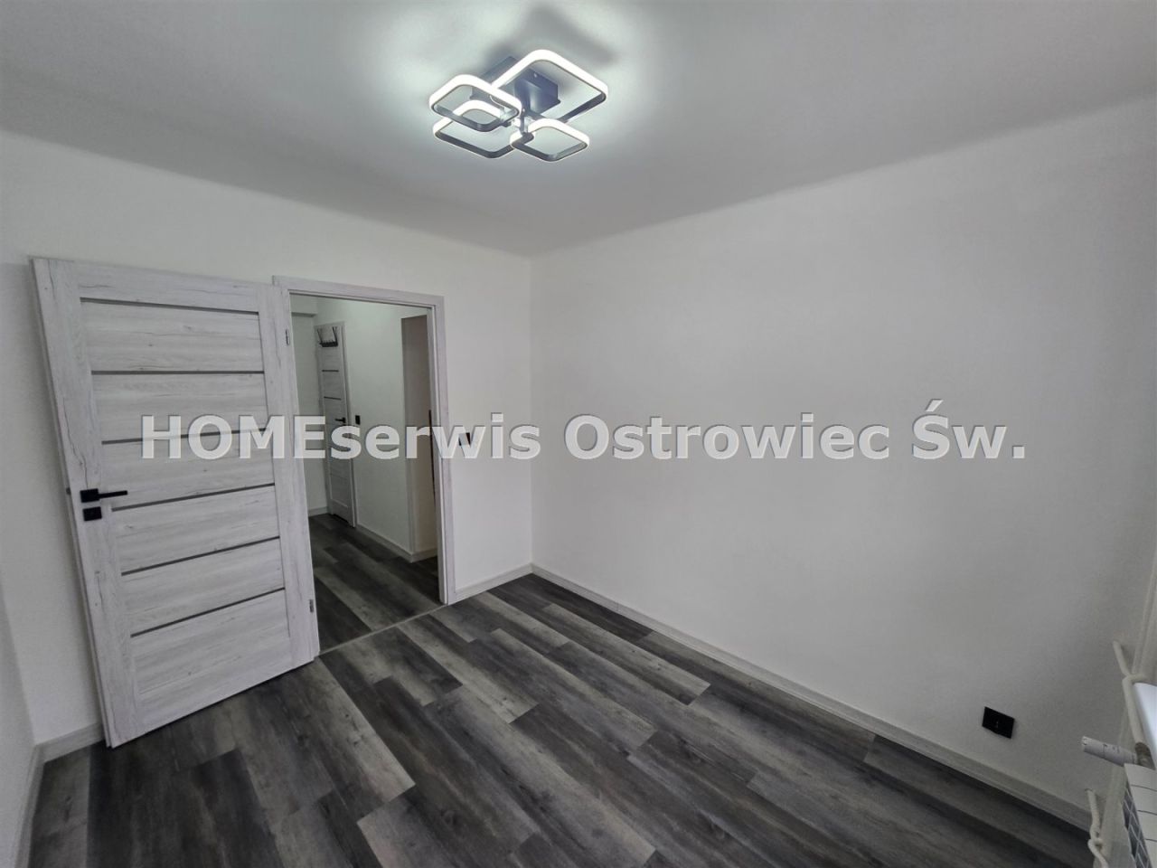 Mieszkanie 3-pokojowe Ostrowiec Świętokrzyski Centrum. Zdjęcie 8