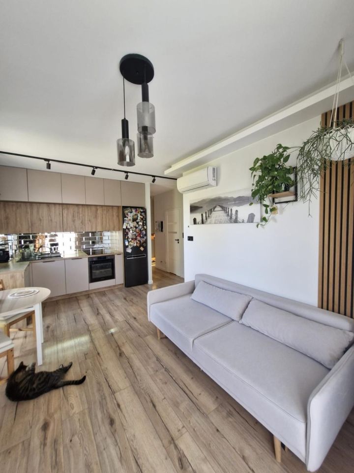 Mieszkanie 2-pokojowe Zamienie. Zdjęcie 2