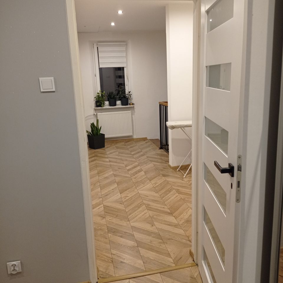 dom wolnostojący, 5 pokoi Zawalów. Zdjęcie 8