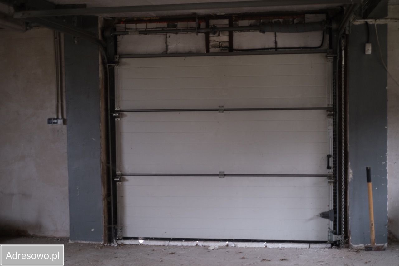 Hala/magazyn Kukinka. Zdjęcie 15