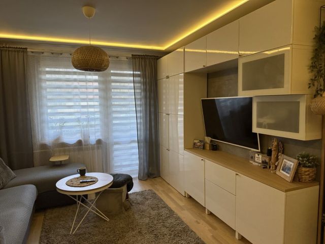 Mieszkanie 3-pokojowe Tarnobrzeg, ul. Skalna Góra. Zdjęcie 1