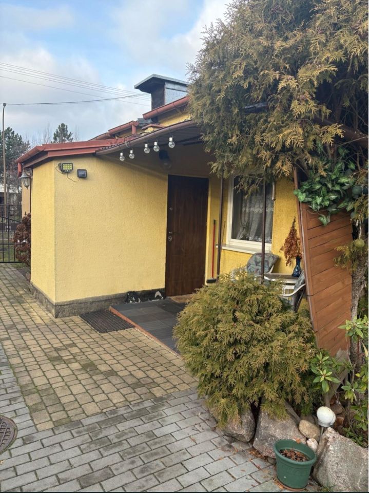 dom wolnostojący Florek, Sprzedam dom wolnostojący z działką - os. Dybów, ulica Zimowa. Zdjęcie 6