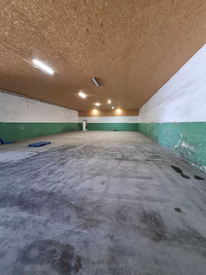 Hala/magazyn Łambinowice. Zdjęcie 4