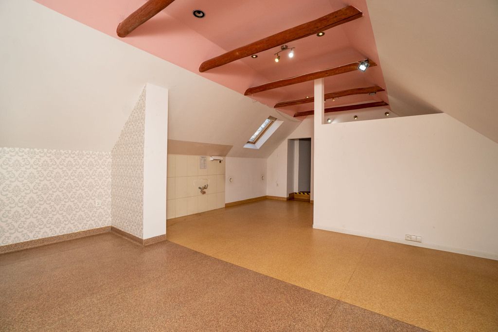 Biuro Jabłonica Polska. Zdjęcie 4