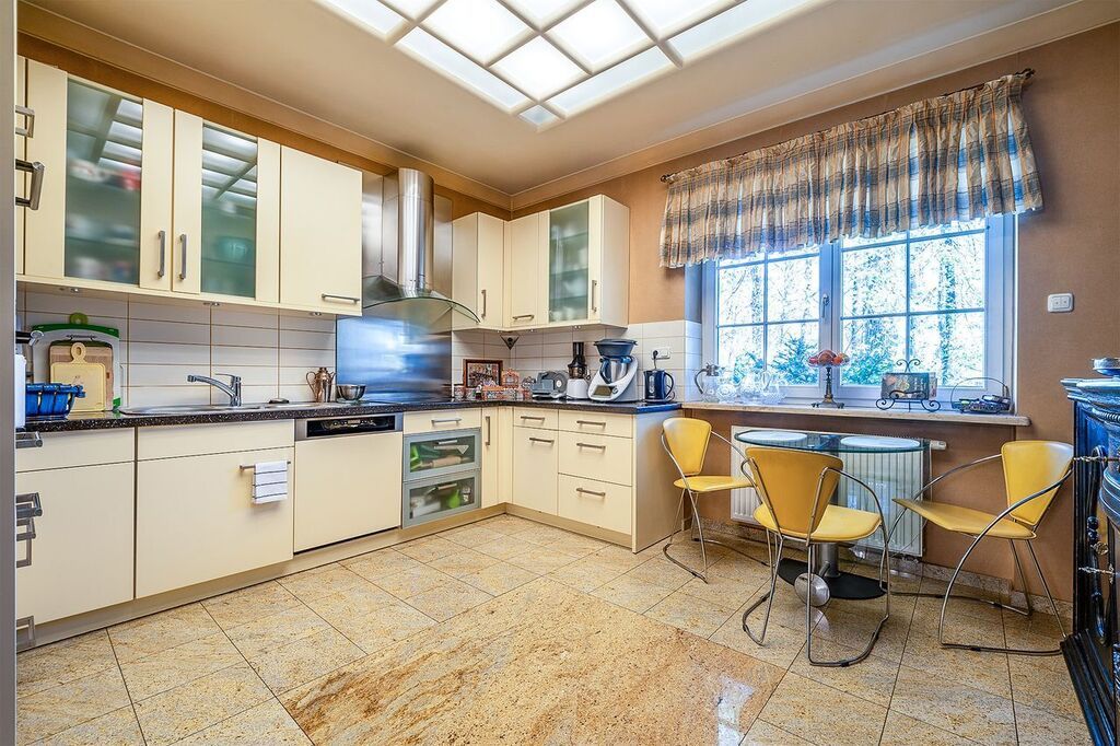 dom wolnostojący, 11 pokoi Łódź Julianów, ul. Świetlana. Zdjęcie 13