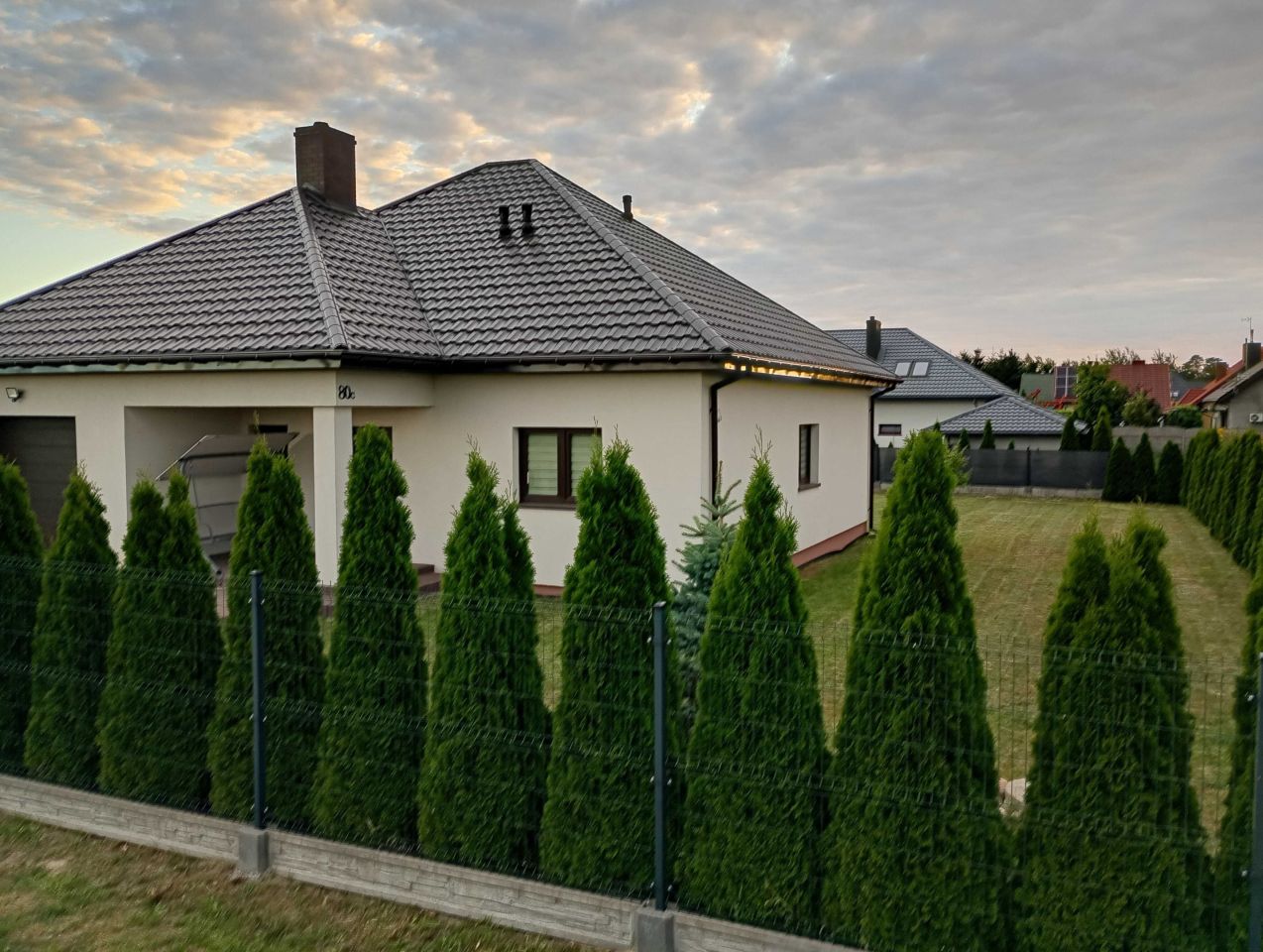 dom wolnostojący, 3 pokoje Piotrków Trybunalski, ul. Moryca. Zdjęcie 3