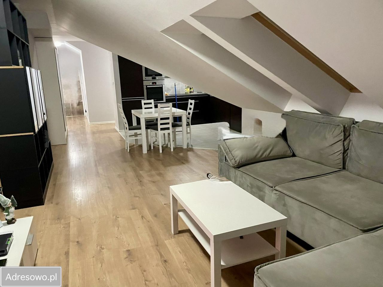 Mieszkanie 2-pokojowe Księginice. Zdjęcie 1