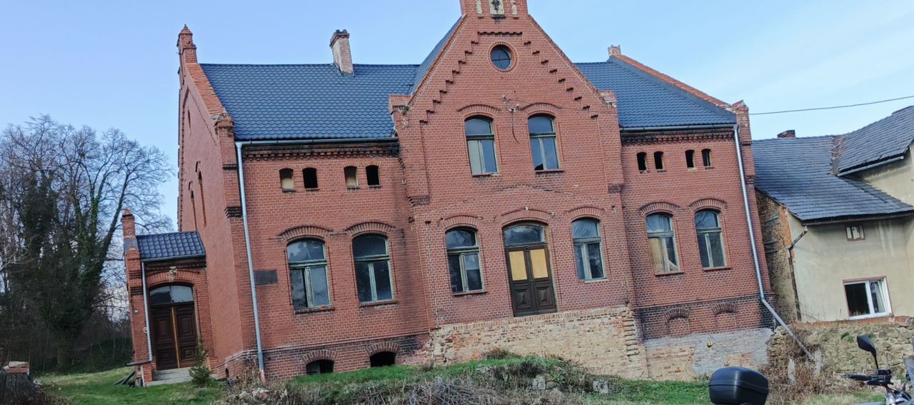 dom wolnostojący, 13 pokoi Pomorzowice. Zdjęcie 1