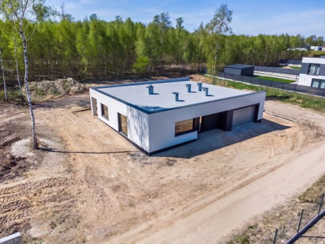 dom wolnostojący, 5 pokoi Józefów. Zdjęcie 3