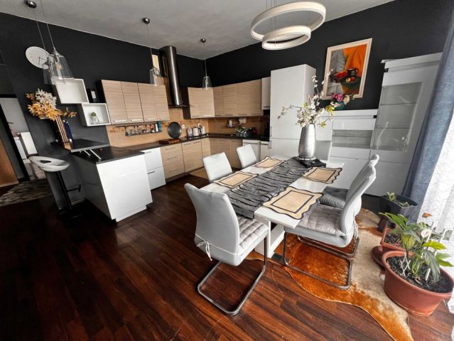 Mieszkanie 3-pokojowe Łódź Polesie, ul. Karolewska. Zdjęcie 1