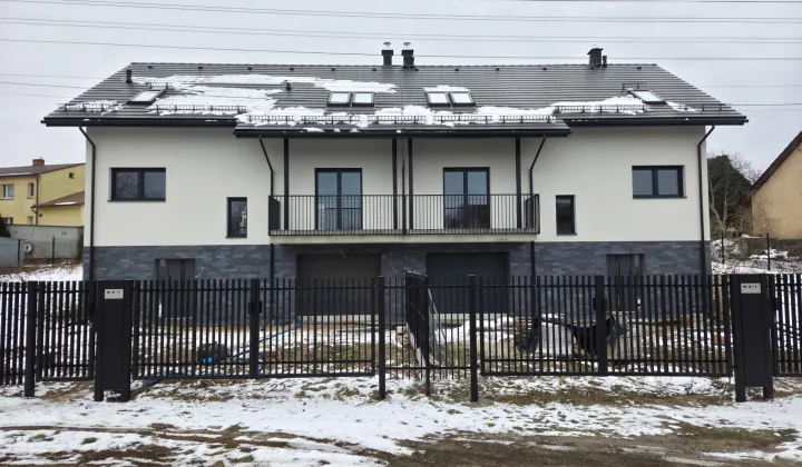 bliźniak, 6 pokoi Sierakowice, ul. Wiejska