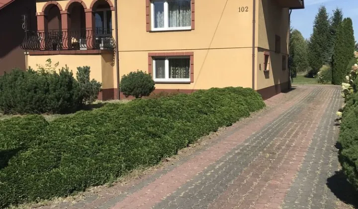 dom wolnostojący, 6 pokoi Lechuty Duże