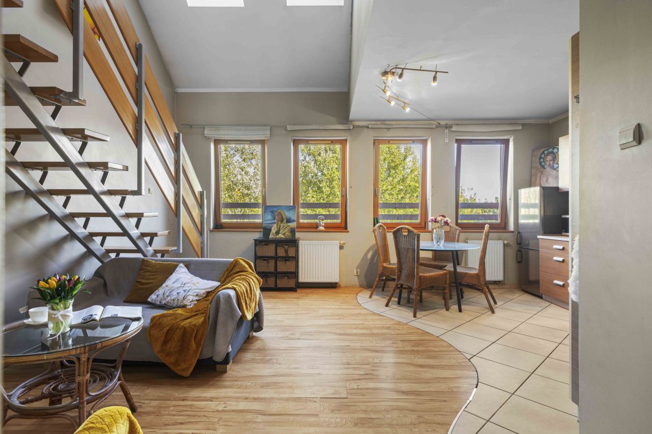 Mieszkanie 3-pokojowe Wrocław Krzyki, ul. Zwycięska. Zdjęcie 1