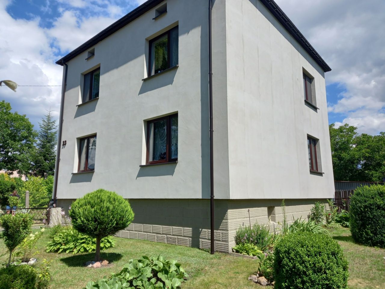 dom wolnostojący, 6 pokoi Strzebiń, ul. Dębowa