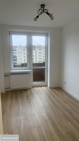 Mieszkanie 3-pokojowe Brzeg, ul. Szkolna. Zdjęcie 1