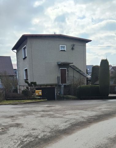 dom wolnostojący, 5 pokoi Kudowa-Zdrój. Zdjęcie 1