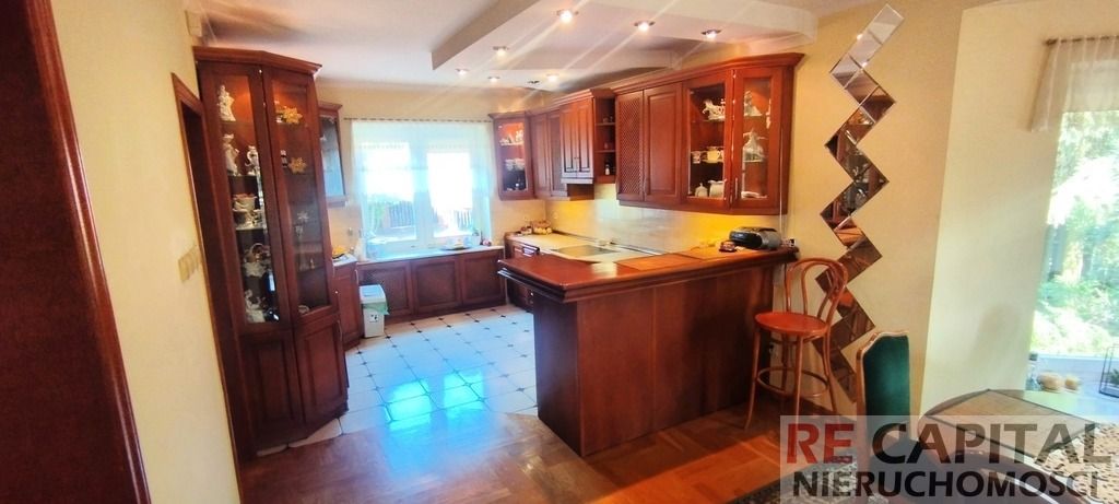 dom wolnostojący, 4 pokoje Stare Babice, ul. Dworkowa. Zdjęcie 3