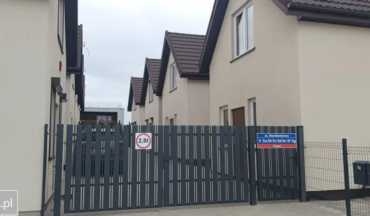 dom wolnostojący, 3 pokoje Rewal, ul. Rumiankowa