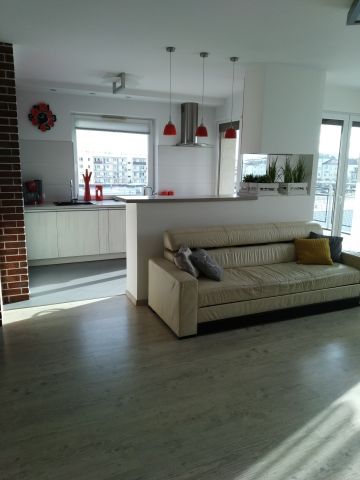 Mieszkanie 3-pokojowe Gliwice Stare Gliwice, ul. Szafirowa. Zdjęcie 1