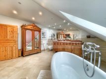 dom wolnostojący, 7 pokoi Trzeszczyn. Zdjęcie 4