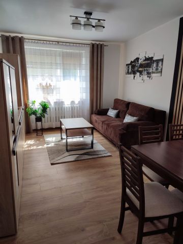 Mieszkanie 3-pokojowe Piława Górna, ul. Budowlanych. Zdjęcie 1