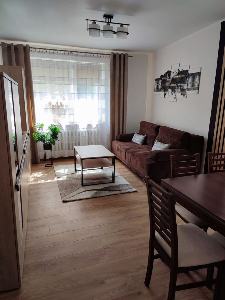 Mieszkanie 3-pokojowe Piława Górna, ul. Budowlanych. Zdjęcie 1