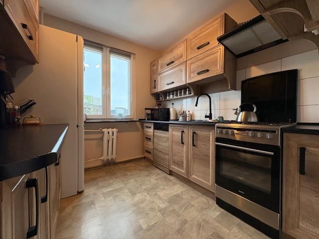 Mieszkanie 3-pokojowe Jelenia Góra Zabobrze, ul. Zygmunta Noskowskiego. Zdjęcie 6