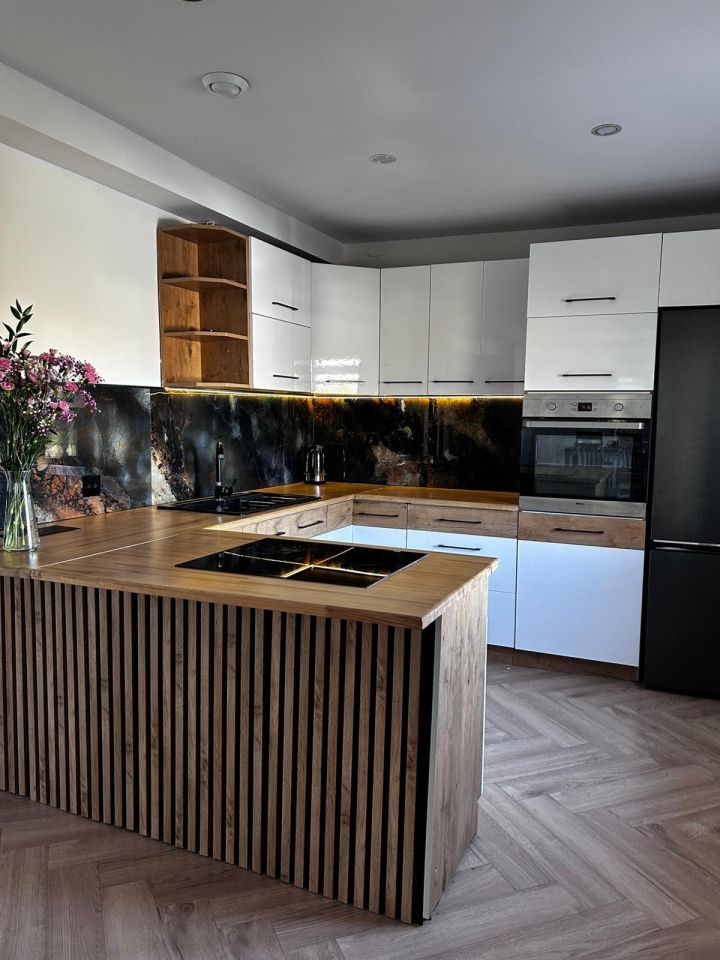 dom wolnostojący, 3 pokoje Słucz. Zdjęcie 1