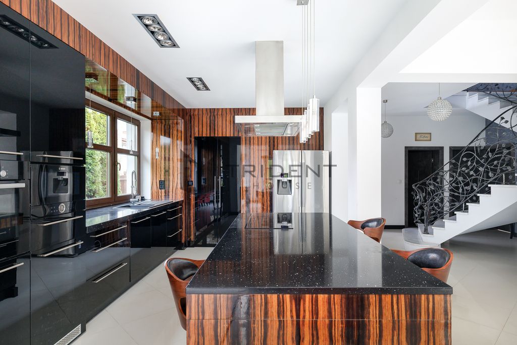 dom wolnostojący, 6 pokoi Warszawa Wesoła. Zdjęcie 5