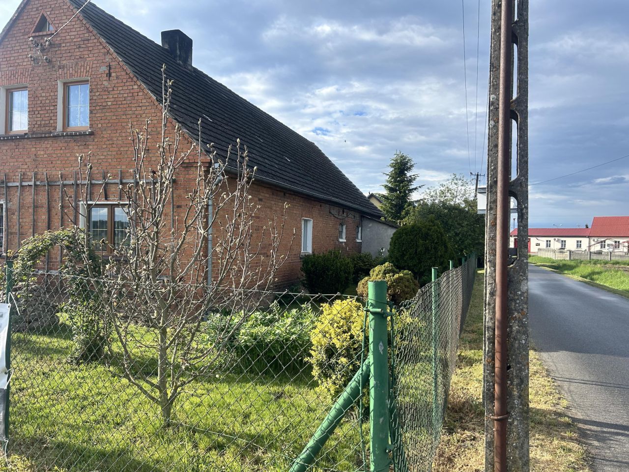 dom wolnostojący, 3 pokoje Wronów. Zdjęcie 2