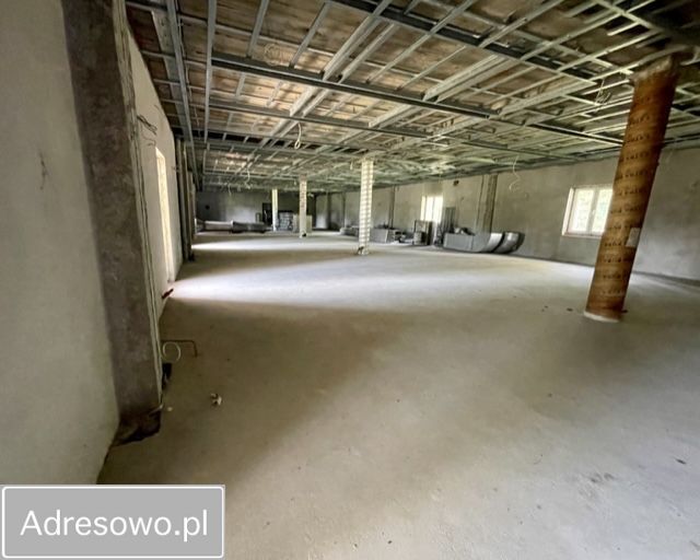 Hala/magazyn Parznice. Zdjęcie 3